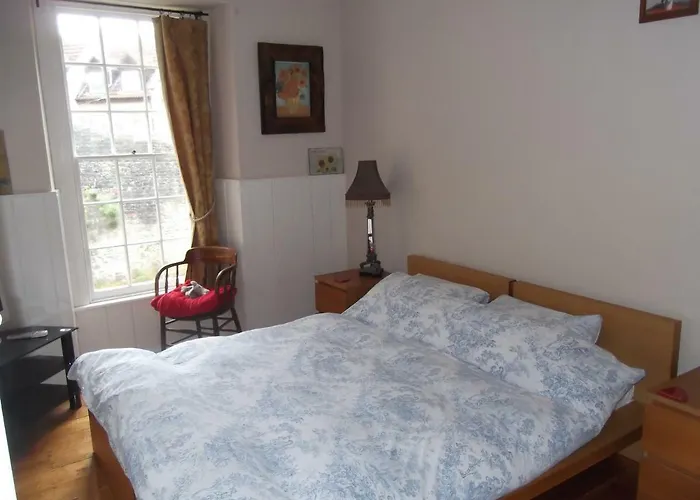 Manor House Annex - Sleeps Up To 6 People